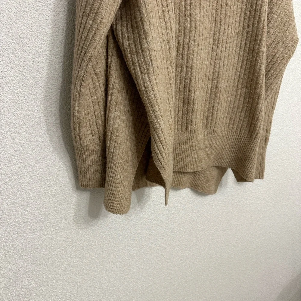 H&M Tan Women's Sweater set small - Picture 7 of 9